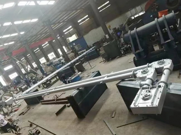管鏈輸送機(jī)