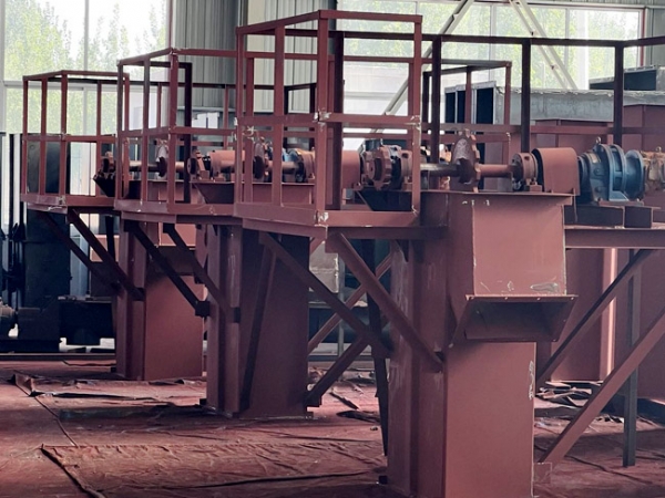 板鏈斗提機